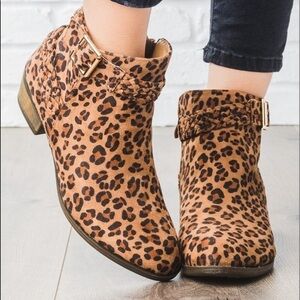 Weeboo ankle braided strap leopard bootie